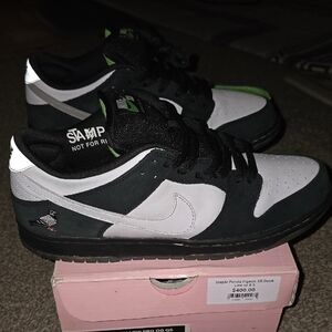 Nike SB Dunk Low 'Panda Pigeon' 8.5 Mens